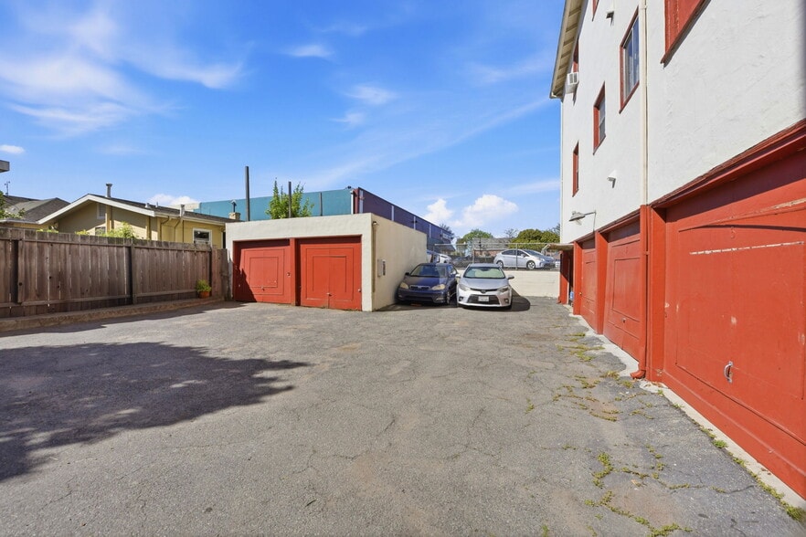 More Photos Of 712 Santa Clara Ave, Alameda Apartments For Sale