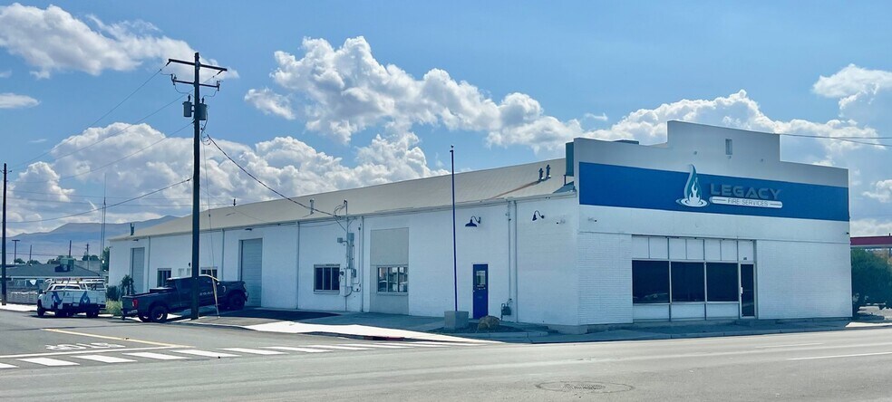 More Photos Of 600 S Rock Blvd, Sparks Warehouse For Sale