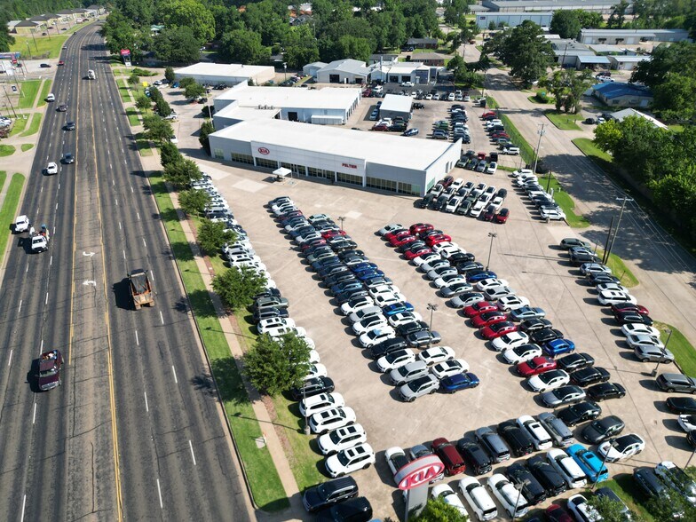 More Photos Of 4818 Troup Hwy, Tyler Storefront For Sale