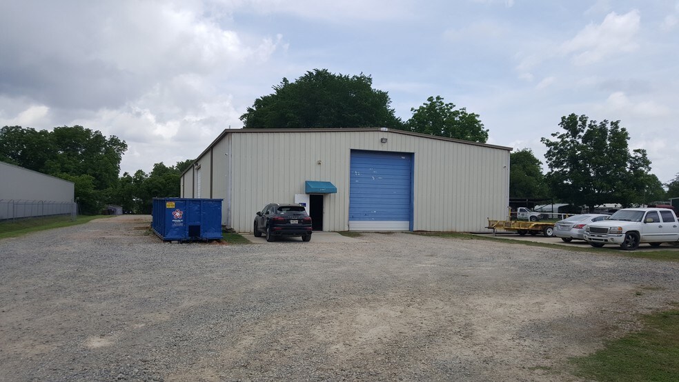 More Photos Of 1905-1907 Alfred Ln, Bossier City Warehouse For Lease