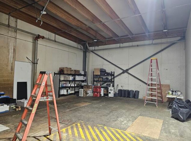 More Photos Of 1655 River Rd, Prince George Industrial For Lease