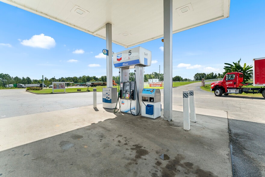 More Photos Of 26127 GA Highway 57 S, Metter Service Station For Sale