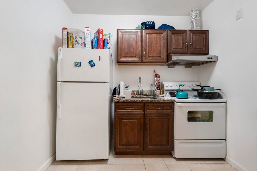 More Photos Of 2516-2520 N Charles St, Baltimore Apartments For Sale