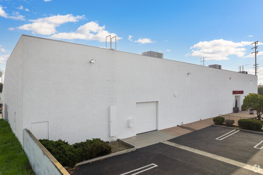 More Photos Of 18989 Hawthorne Blvd Beach, Redondo Beach Freestanding For Lease