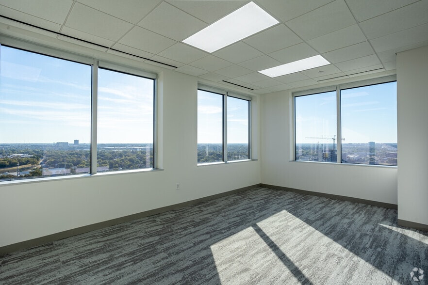 More Photos Of 12400 Coit Rd, Dallas Office For Lease