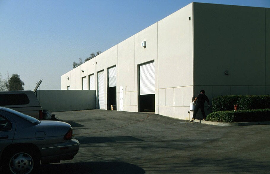 More Photos Of 4205 E Brickell St, Ontario Warehouse For Lease