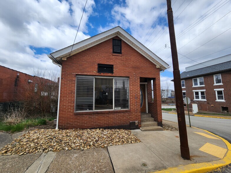 More Photos Of 333 Brinton ave, Trafford General Retail For Lease