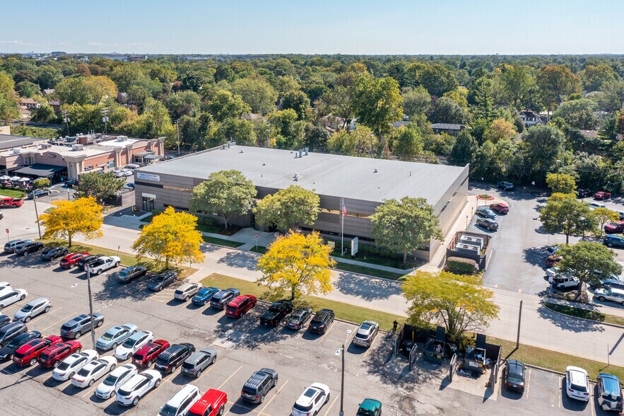 More Photos Of 22731 Newman St, Dearborn Office For Sale