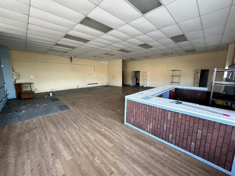 More Photos Of 853 Sycamore Ave, Hayward Storefront Retail Office For Lease