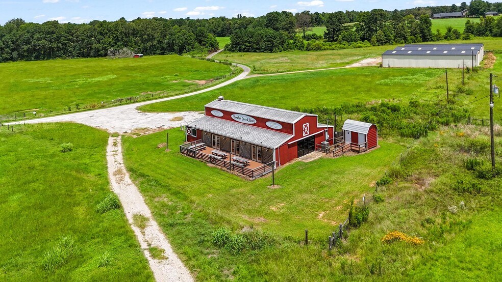 More Photos Of 11074 State Highway 64 W, Overton Freestanding For Sale