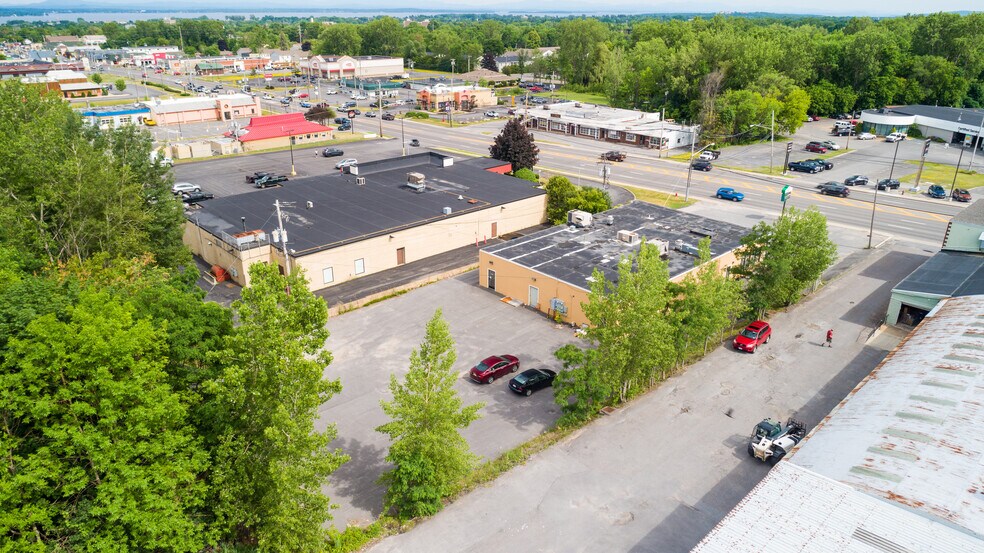 More Photos Of 386 State Route 3, Plattsburgh General Retail For Sale