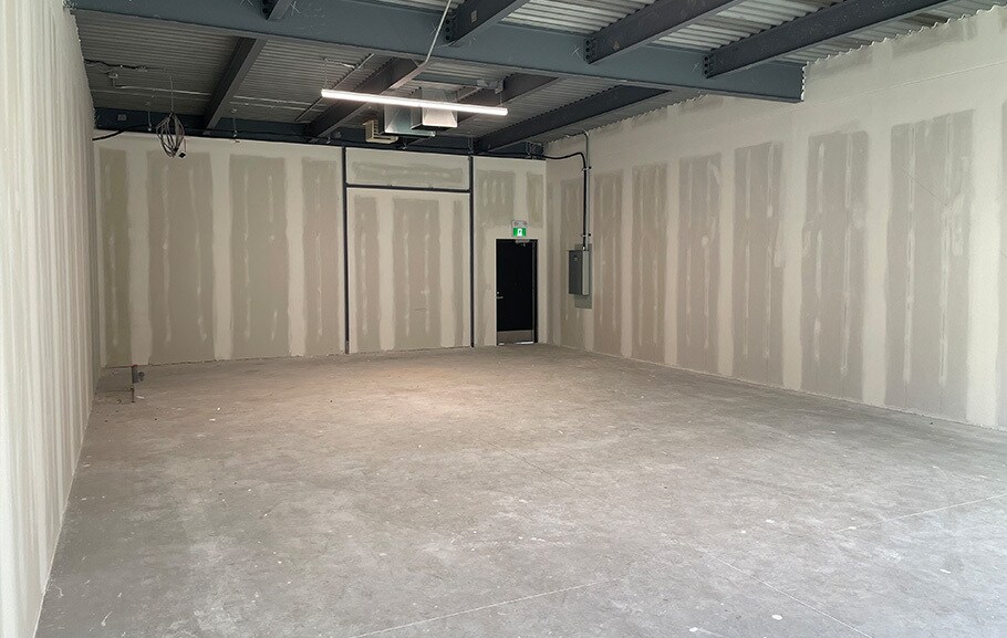 More Photos Of 60 S Landing Dr, Oak Bluff Office For Lease