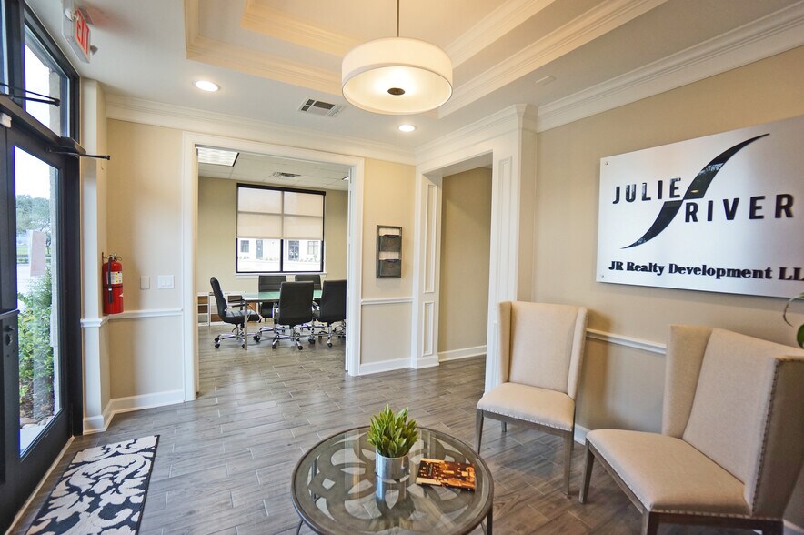 More Photos Of 30625 Kingsland, Brookshire Medical For Sale