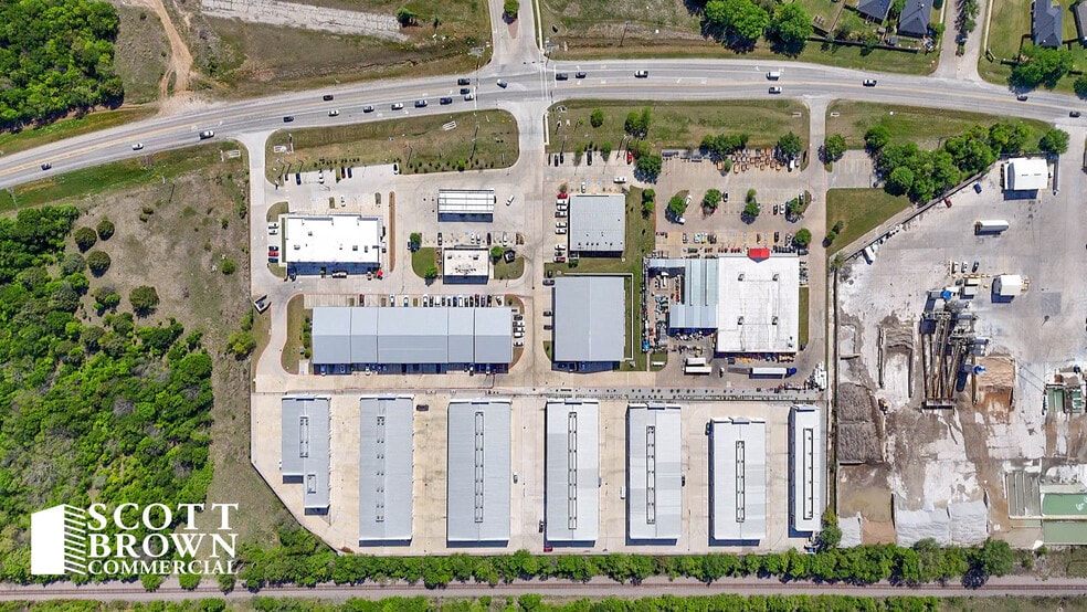 More Photos Of 1725 N Hwy 377, Roanoke Warehouse For Sale