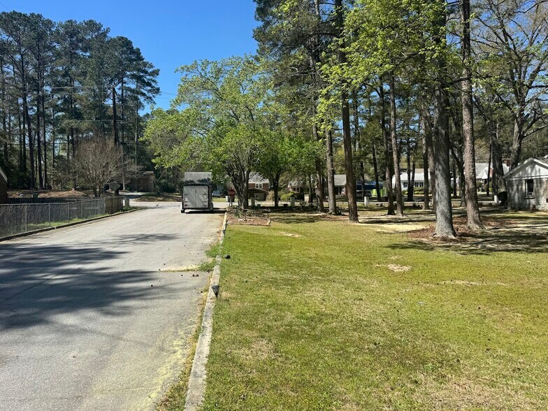 More Photos Of 534 S Beltline Blvd, Columbia Flex For Sale