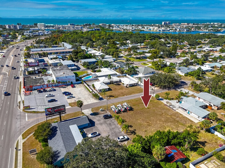 More Photos Of 0 144th St, Largo Land For Sale