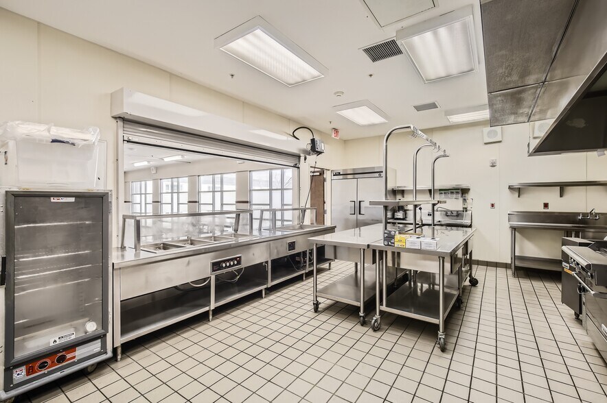 More Photos Of 4770 Larimer Pky, Loveland Hospital For Sale