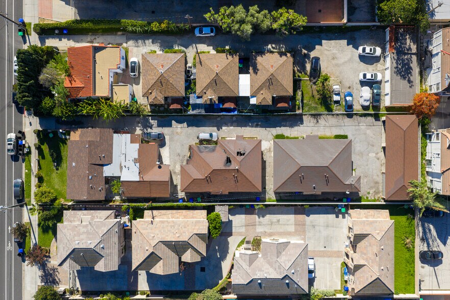 More Photos Of 215 N Alhambra Ave, Monterey Park Apartments For Sale