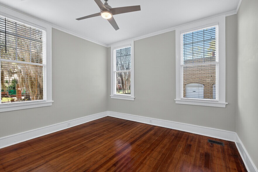 More Photos Of 923 E Park Ave, Savannah Apartments For Sale