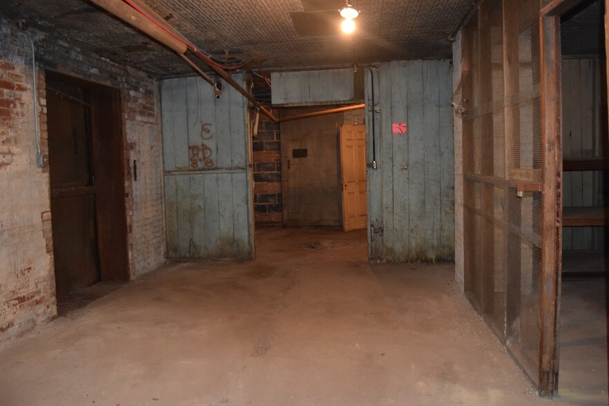 More Photos Of 5217 Broadway Ave, Cleveland Manufacturing For Sale