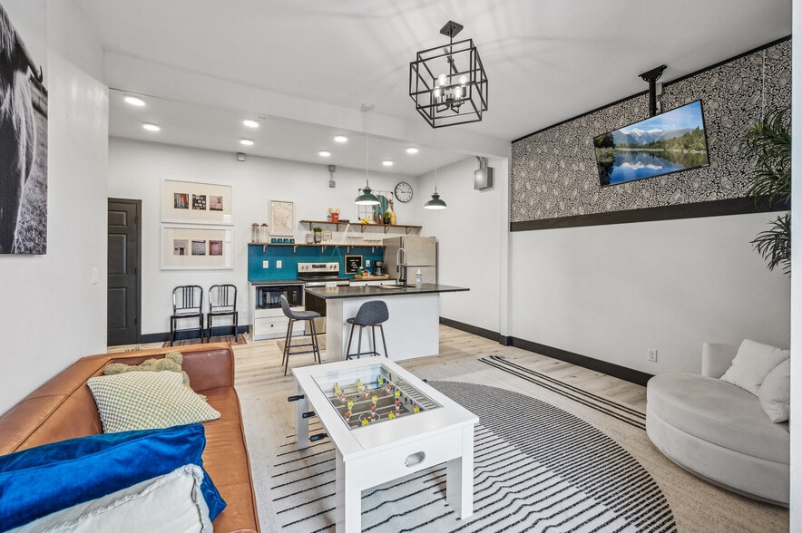 More Photos Of 100 State St N, Waseca Restaurant For Sale