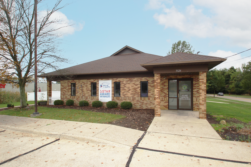 Primary Photo Of 3824 Center Rd, Brunswick Medical For Lease