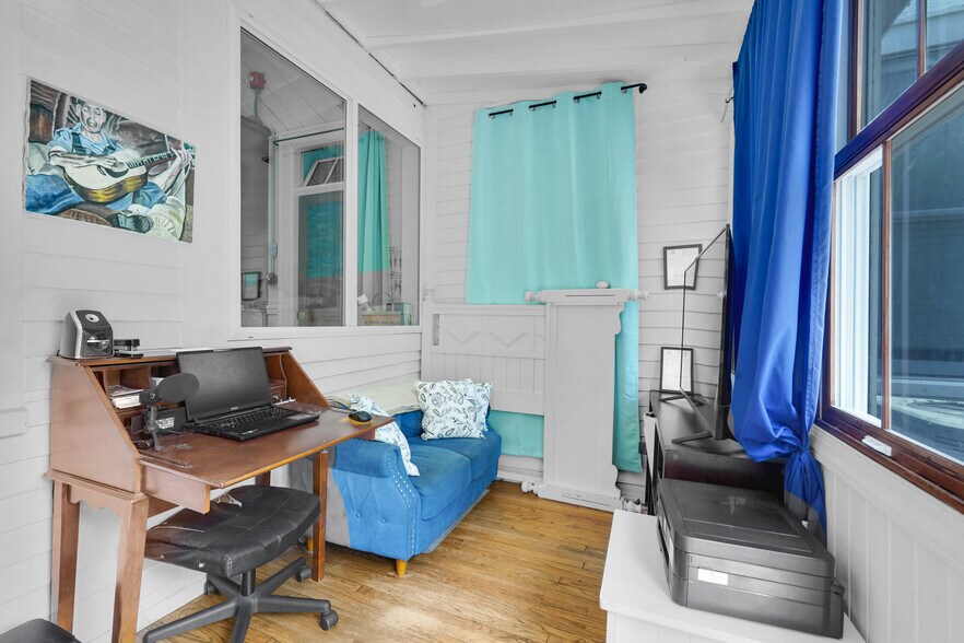 More Photos Of 21 Officers Row, Tybee Island Hospitality For Sale