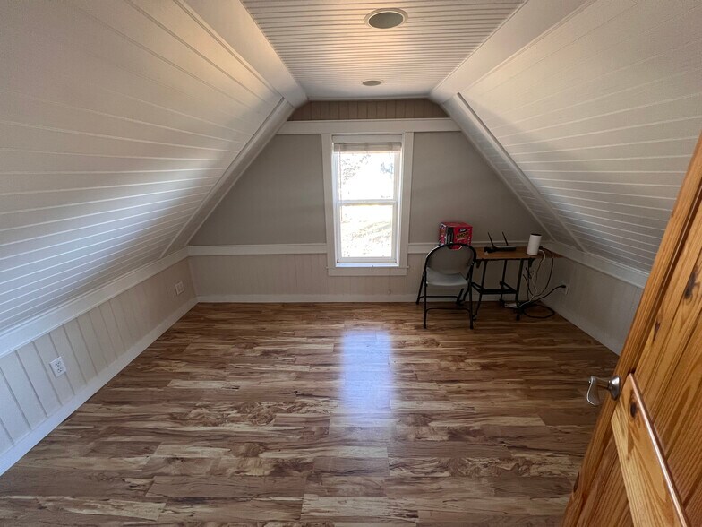 More Photos Of 13728 E I25 Frontage Rd, Mead Industrial For Sale