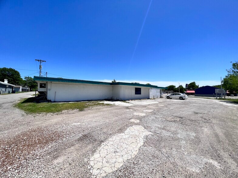 More Photos Of 6 Market St, Osage City Freestanding For Sale