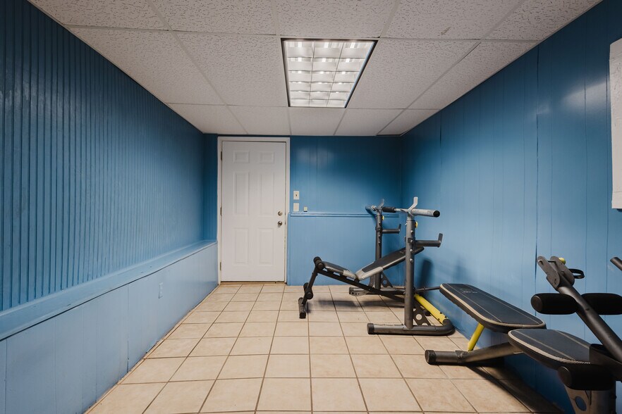 More Photos Of , Lexington Specialty For Sale
