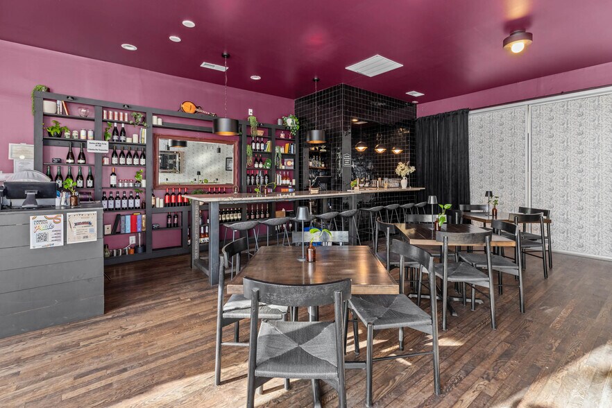 More Photos Of 442 High St, Lyons Restaurant For Sale
