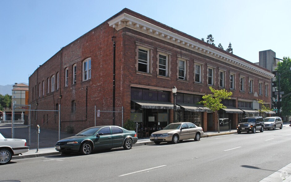 More Photos Of 119-121 E Union St, Pasadena Office For Lease