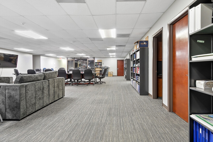 More Photos Of 2725 Center Pl, Melbourne Research And Development For Sale