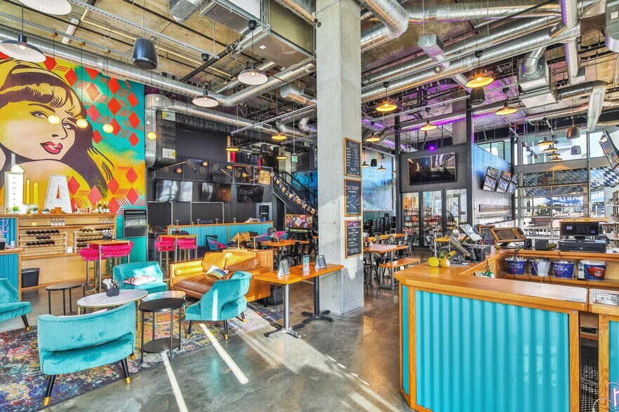 More Photos Of 1230 S Olive St, Los Angeles Apartments For Lease