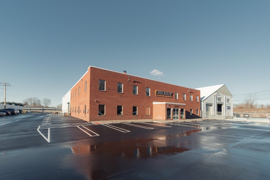More Photos Of 252-262 Depot Rd, Milford Light Distribution For Lease