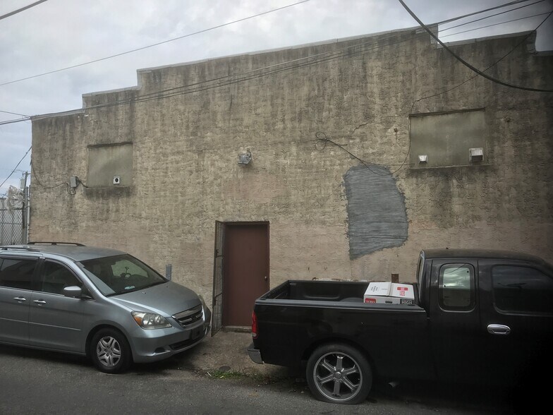 More Photos Of 4315 N 4th St, Philadelphia Warehouse For Sale