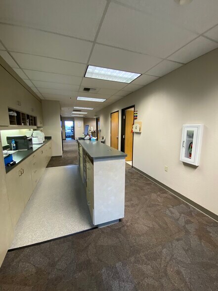 More Photos Of 1501 Oakdale Rd, Modesto Medical For Lease