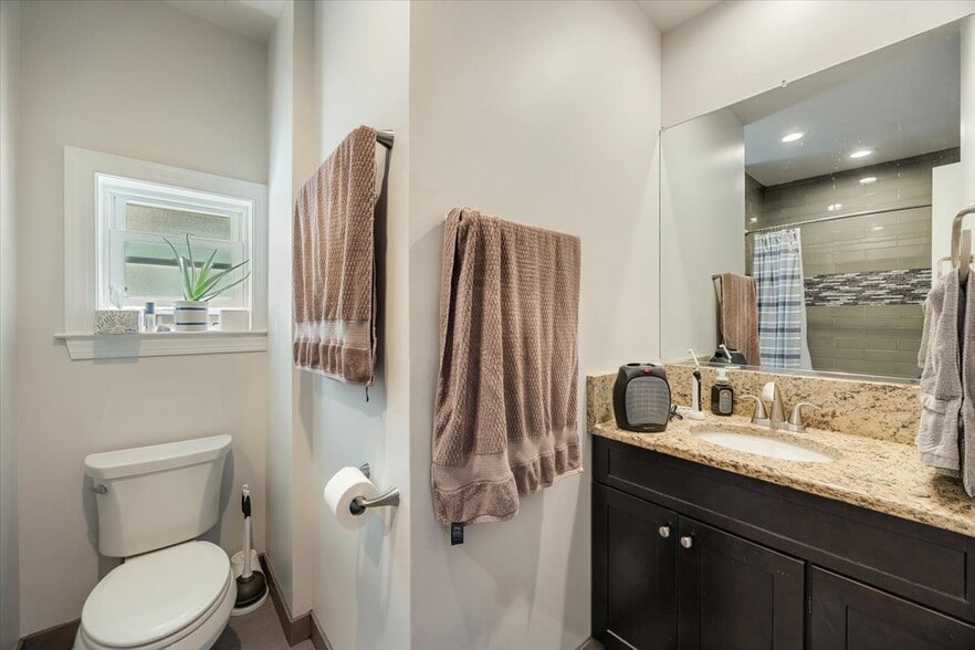 More Photos Of 806 Haddon Ave, Collingswood Storefront Retail Residential For Sale