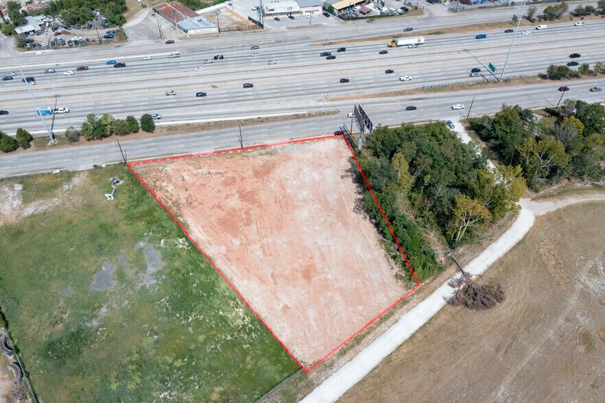 More Photos Of 11324 Eastex fwy, Houston Land For Sale