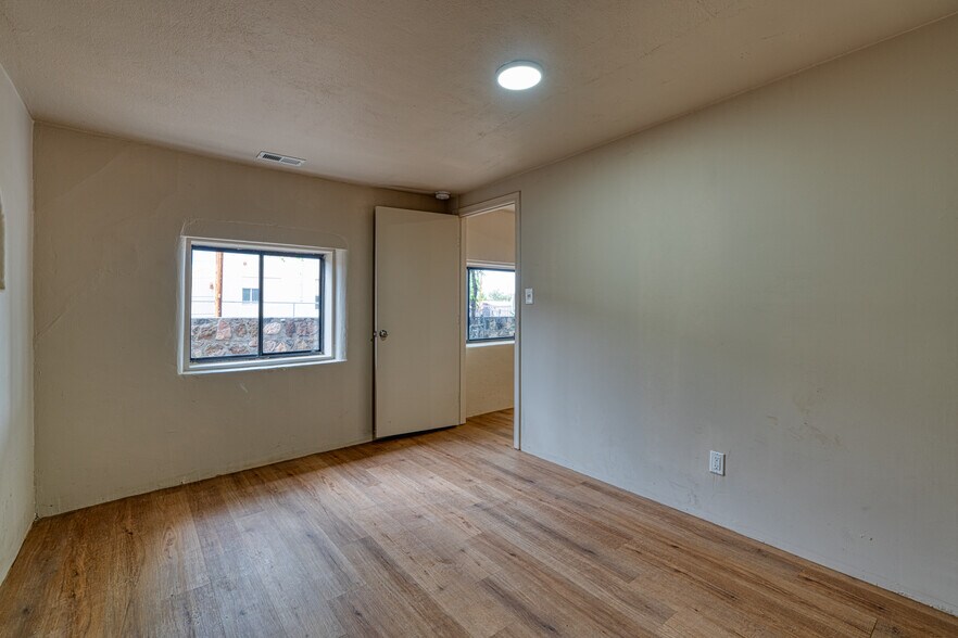 More Photos Of 720-724 School St, Espanola Apartments For Sale