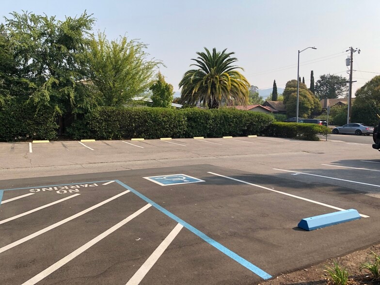 More Photos Of 414 W Napa St, Sonoma Office For Lease