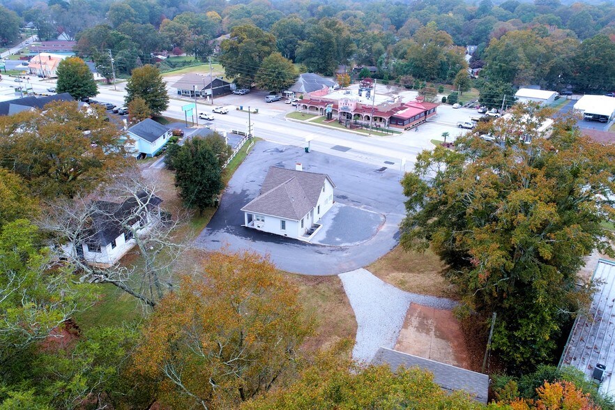 More Photos Of 401 Bankhead Hwy, Carrollton Office For Lease