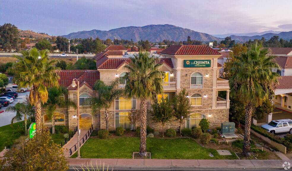 More Photos Of 23090 Sunnymead Blvd, Moreno Valley Apartments For Sale