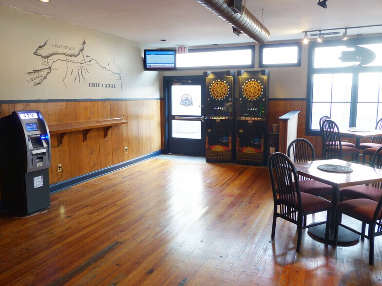 More Photos Of 41-43 Fall St, Seneca Falls Bar For Lease