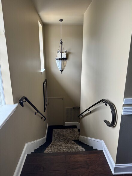 More Photos Of 500 W White Horse Pike, Egg Harbor City Restaurant For Sale