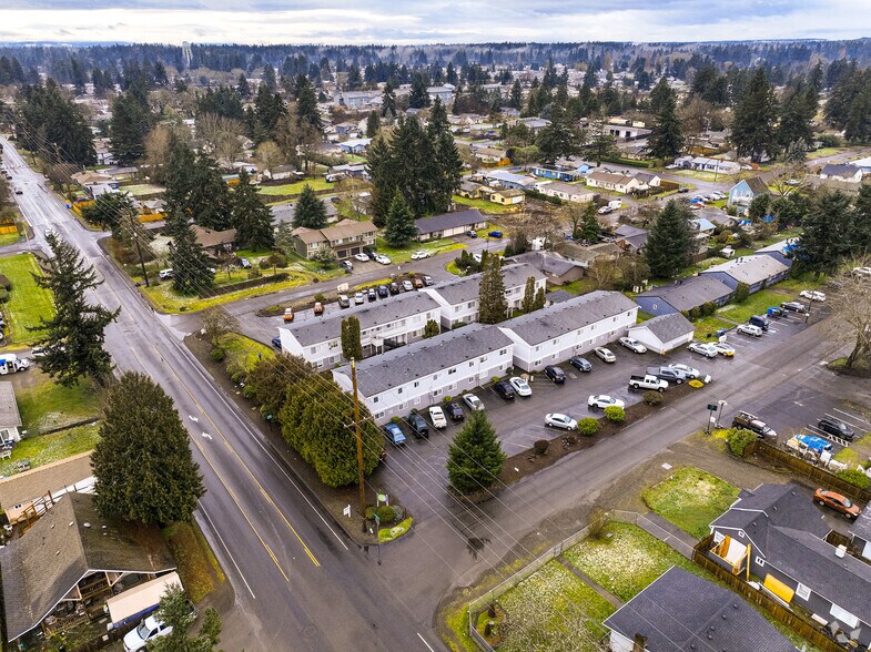 More Photos Of 12712 C St S, Tacoma Apartments For Sale