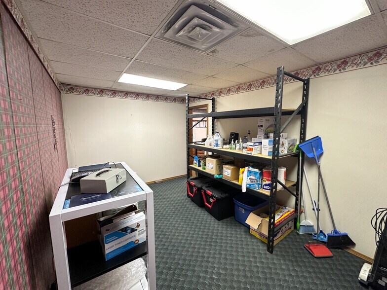 More Photos Of 20075 Malone Rd, Tecumseh Warehouse For Sale