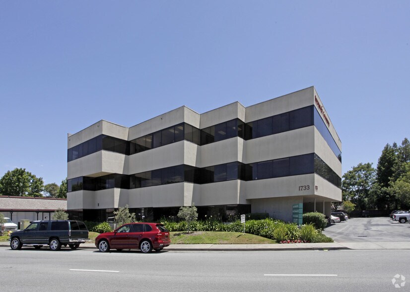 More Photos Of 1733 Woodside Rd, Redwood City Office For Lease