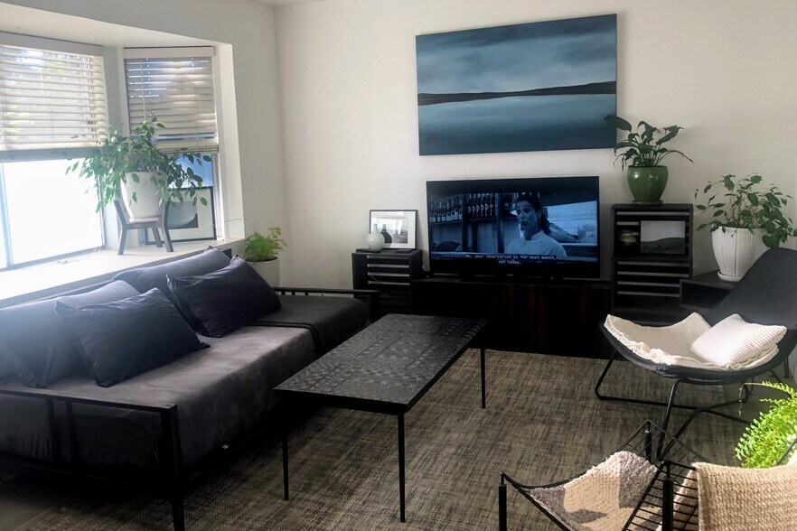 More Photos Of 1800 U St, Sacramento Apartments For Sale