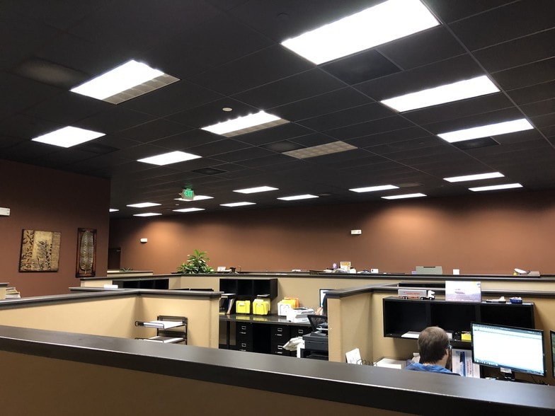 More Photos Of 1700 W 4th St, Antioch Warehouse For Lease